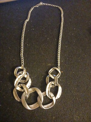 Silver Tone Geometric Open Circles Necklace