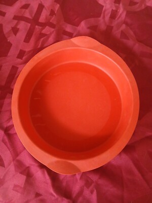 Tupperware silicone pie cake container baking freezing handles red 10x2 5023A-7