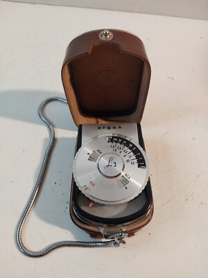 Vintage ARGUS L3 Light Meter With Leather case made in West German untested