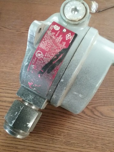 DETCON GAS DETECTOR MODEL# FP-424C  HHH