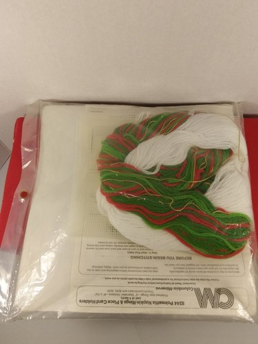 COLUMBIA MINERVA 8244 NEEDLEPOINT CHRISTMAS IDEA KIT POINSETTIA NAPKIN RINGS NIP