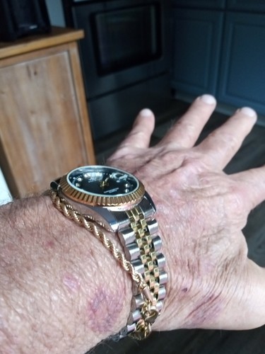 Foto dell'oggetto di un acquirente verificato