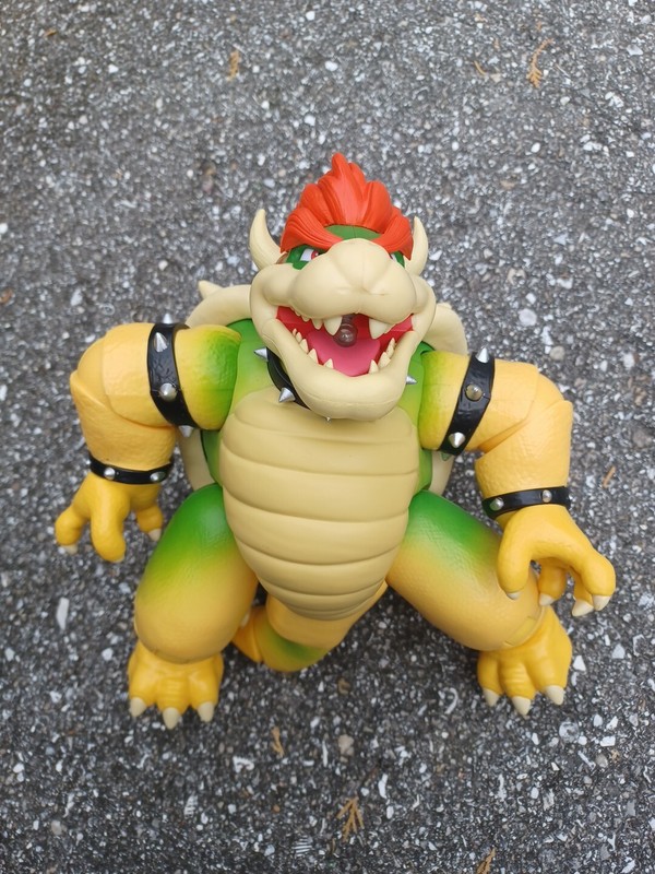 Jakks Pacific Mario Bros Movie Fire Breathing Bowser Complete with