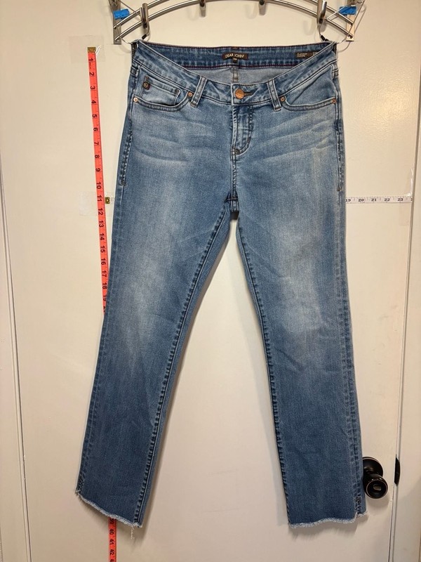 M1: Dear John Playback Cuffed Cropped Straight Leg Jeans 28