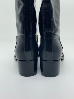 Pre-owned Chanel 21a Calfskin Leather Cc Ascot Mid Calf Midcalf Boots Black $1500