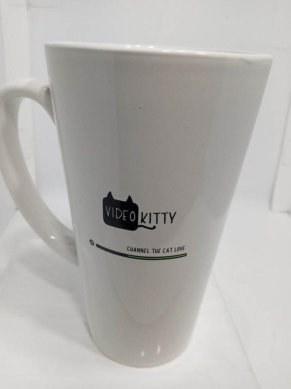 CAT MUG. VIDEO KITTY COFFEE MUG. THE CAT CHANNEL MUG.