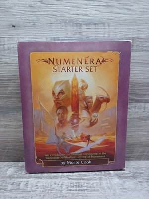 MKG132 Monte Cook Games - Numenera RPG: Starter Set