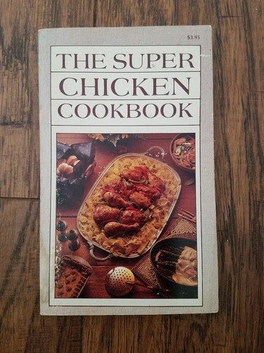 LOT OF 8 COOKBOOKS BLENDING RARE BUDGET BETTY CROCKER FAMILY CIRCLE MICROWAVE