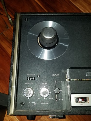 SEARS SOLID STATE STEREO with speakers  564.34401700