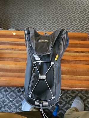 CamelBak Classic Pack Bike Hiking Hydration  70oz Water Bladder Black/Grey