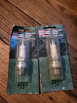 2-Pack Spark Plugs Copper Plus Resistor CHAMPION 844 (H10C)