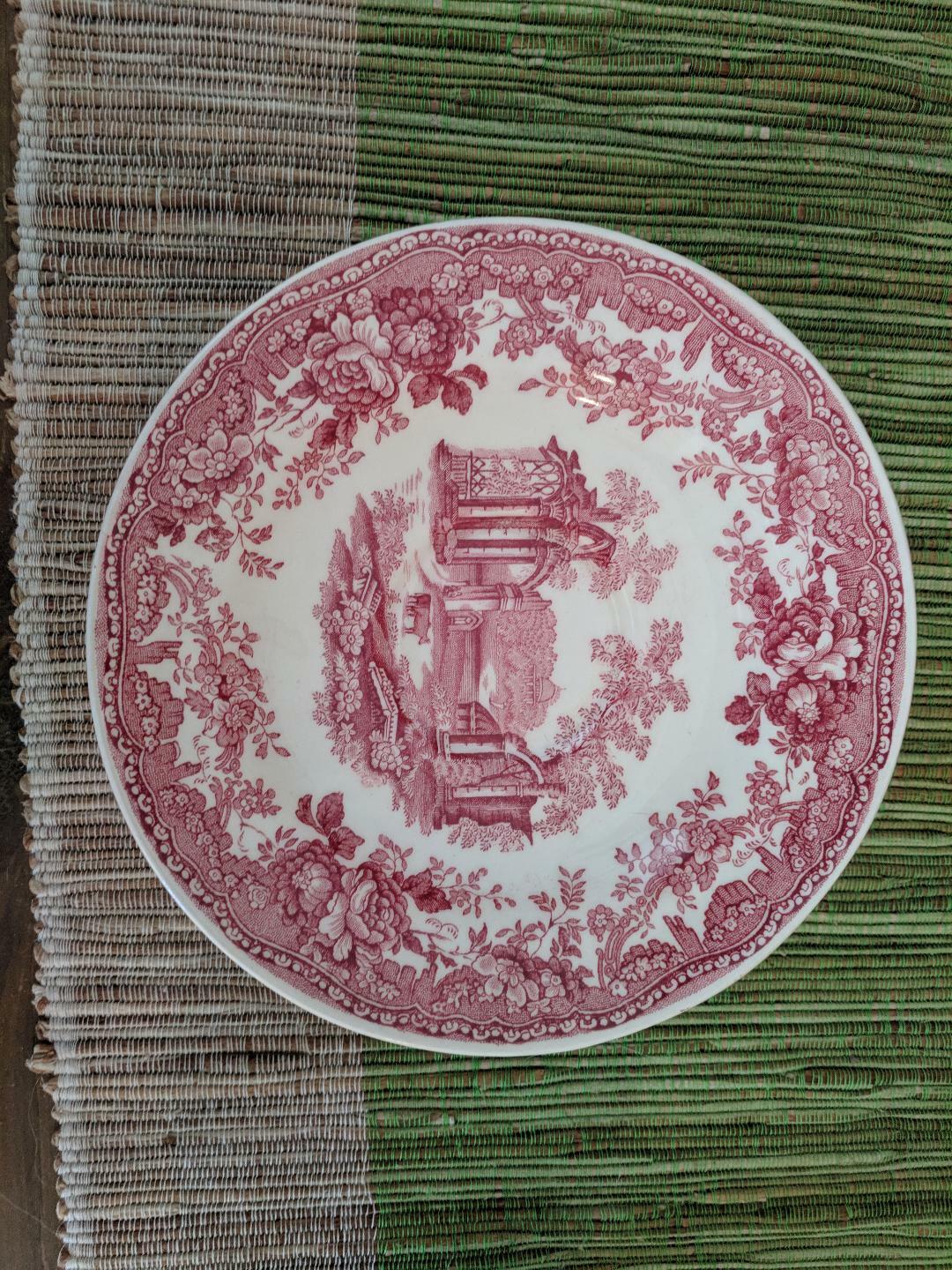 MASON'S CRANBERRY PINK FOUNTAINS CUP AND SAUCER SET ENGLAND