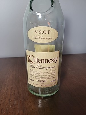 Vintage Hennessy VSOP Fine Champagne Cognac Empty Bottle 60's Clean Labels 
