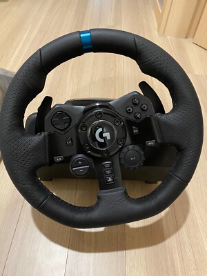 Logitech G923 Racing Wheel and Pedals, TRUEFORCE PS5, PS4
