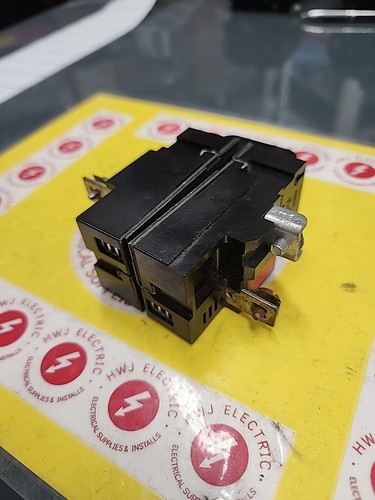 Pushmatic P215 Double Pole Two 15 Amp Circuit Breaker ITE Siemens Bulldog 15A 