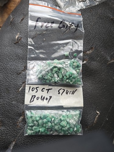Photos de l'objet d'un acheteur vérifié