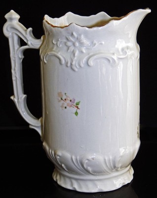 KPM BERLIN FINE PORCELAIN CARAFE / PITCHER, EMBOSSED ORNATE DECO ca.1920 Germany
