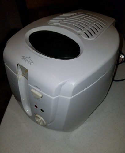 Rival CF250 Cool Touch Removable Bowl Indoor Deep Fryer 10.5 Cup Oil Capacity