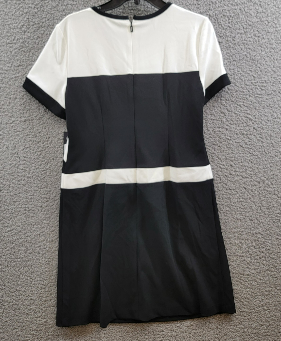Karl Lagerfeld Colorblocked Sheath Dress Women's 10 Black/White Back Zip Closure - Picture 10 of 15