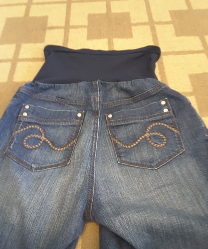 SECRET FIT BELLY FULL BELLY PANEL MATERNITY SHORTS DENIM CASUAL SIZE M EUC