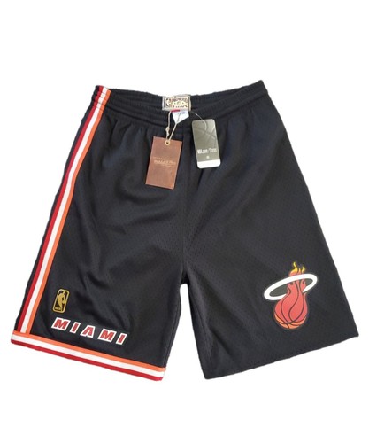 MITCHELL & NESS Miami Heat メッシュショーツ2012 Men's Black Miami Heat Vintage Logo Woven Shorts