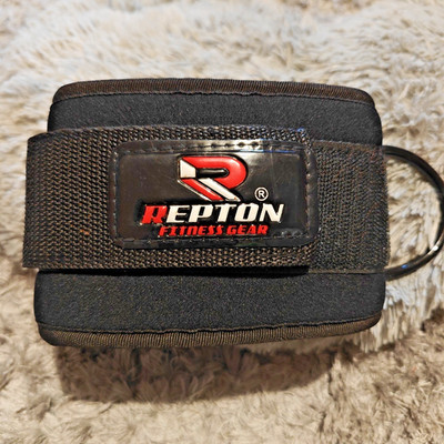 Repton Fitness Gear Ankle Strap with D-Ring Cable Attachment | Padded Adjustable
