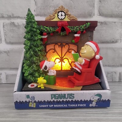 Peanuts Charlie Brown Snoopy Fireplace Musical Light Up Christmas Table Piece