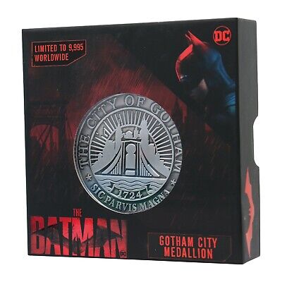 DC The Batman Limited Edition City of Gotham Medallion RARE LE joker riddler