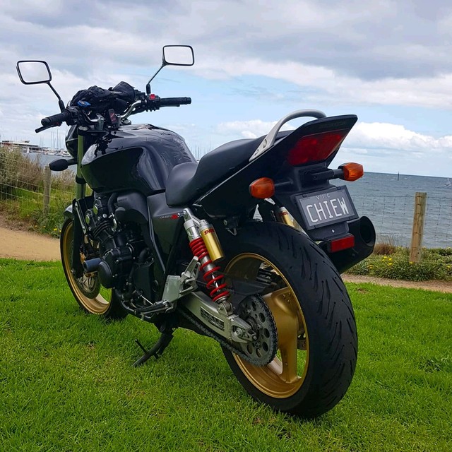 Honda cb400sf abs