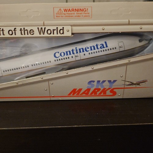 Austrian B777-200 1/200 モデルプレーン Limox Austrian Boeing 777-200ER OE-LPF Aircraft Model, 1:100