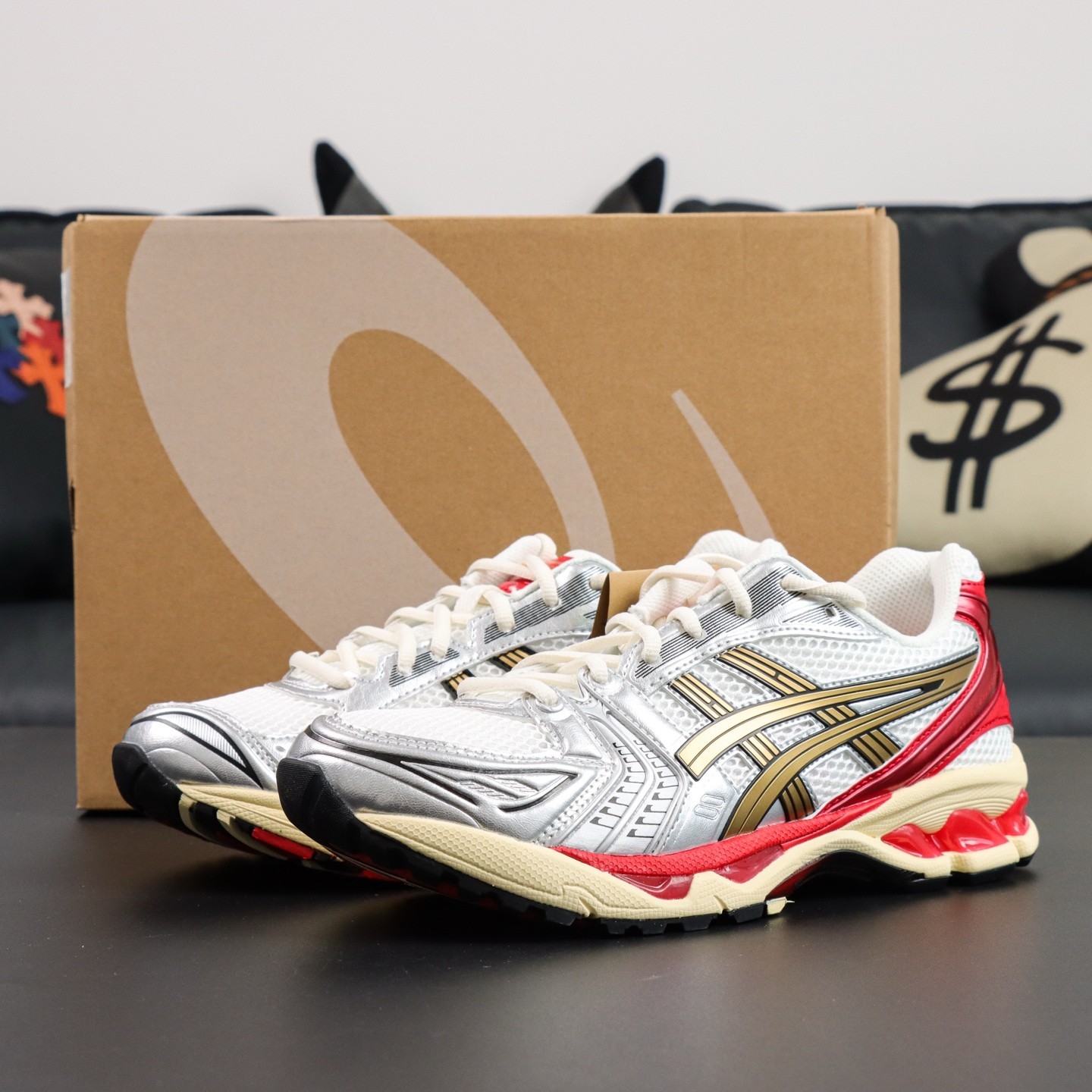 アシックス　ASICS GEL-KAYANO14 Asics Gel-Kayano 14 1203A692-100 Men's Shoes US Size silver