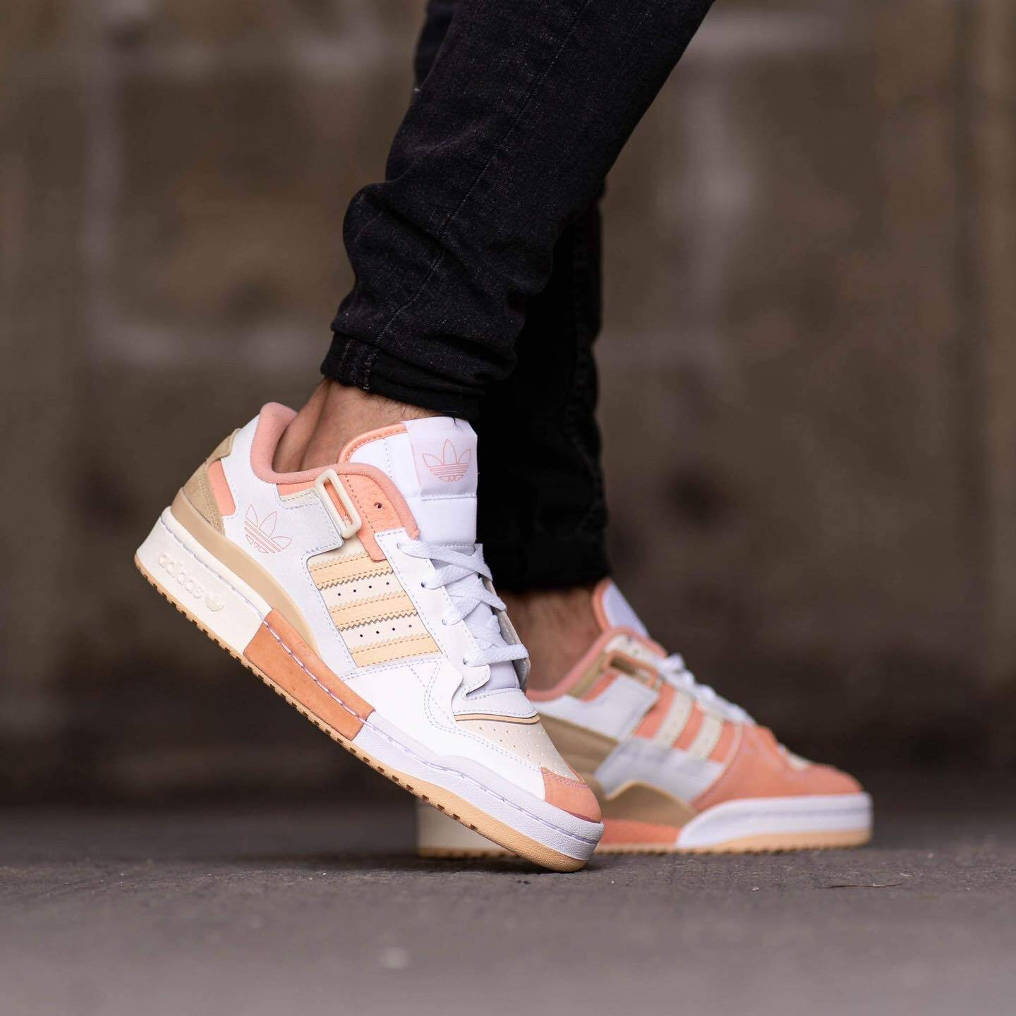 Adidas Originals Forum Exhibit Low GZ5389 Halo Amber Men's Adidas Originals Forum Exhibit Low GZ5389 Halo Amber Men's