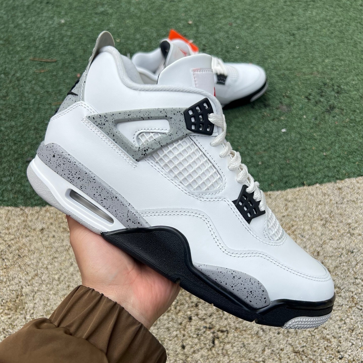 シューズ(男性用) Nike Air Jordan 4 Retro White Cement Nike Air Jordan 4 Retro White Cement FV5029-100 Men's Shoes
