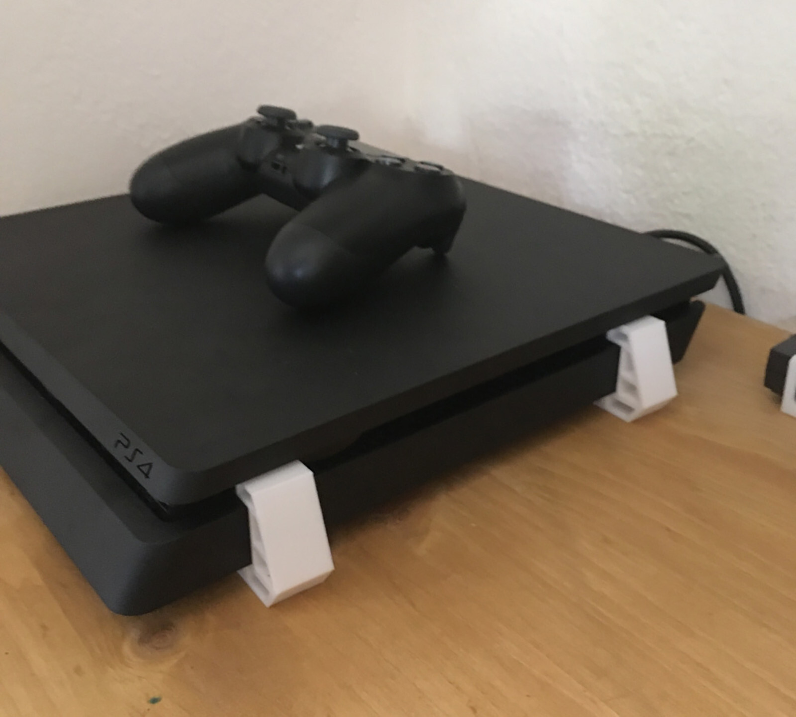 PlayStation4 - Rena Restored Sony 3003346 PlayStation 4 Pro 1TB Gaming Console