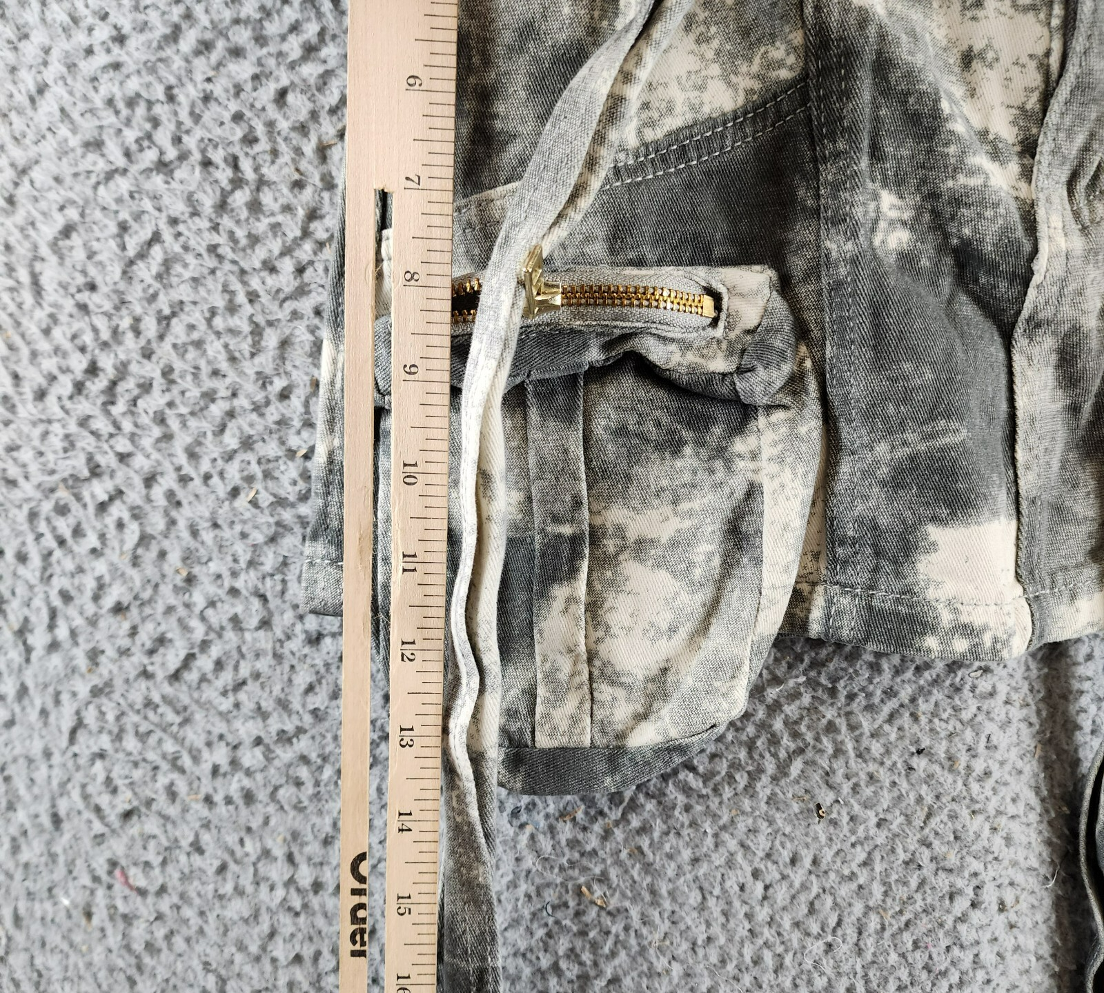 Madonna & Co. Cargo Denim Mini Skirt Women's L Gray Acid Wash Button Zip Closure - Picture 7 of 13