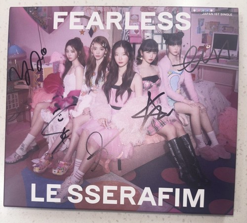 Le Sserafim CD購入特典　 A賞　全員直筆サイン入りB2ポスター Le Sserafim CD購入特典 A賞 全員直筆サイン入りB2ポスター - メルカリ