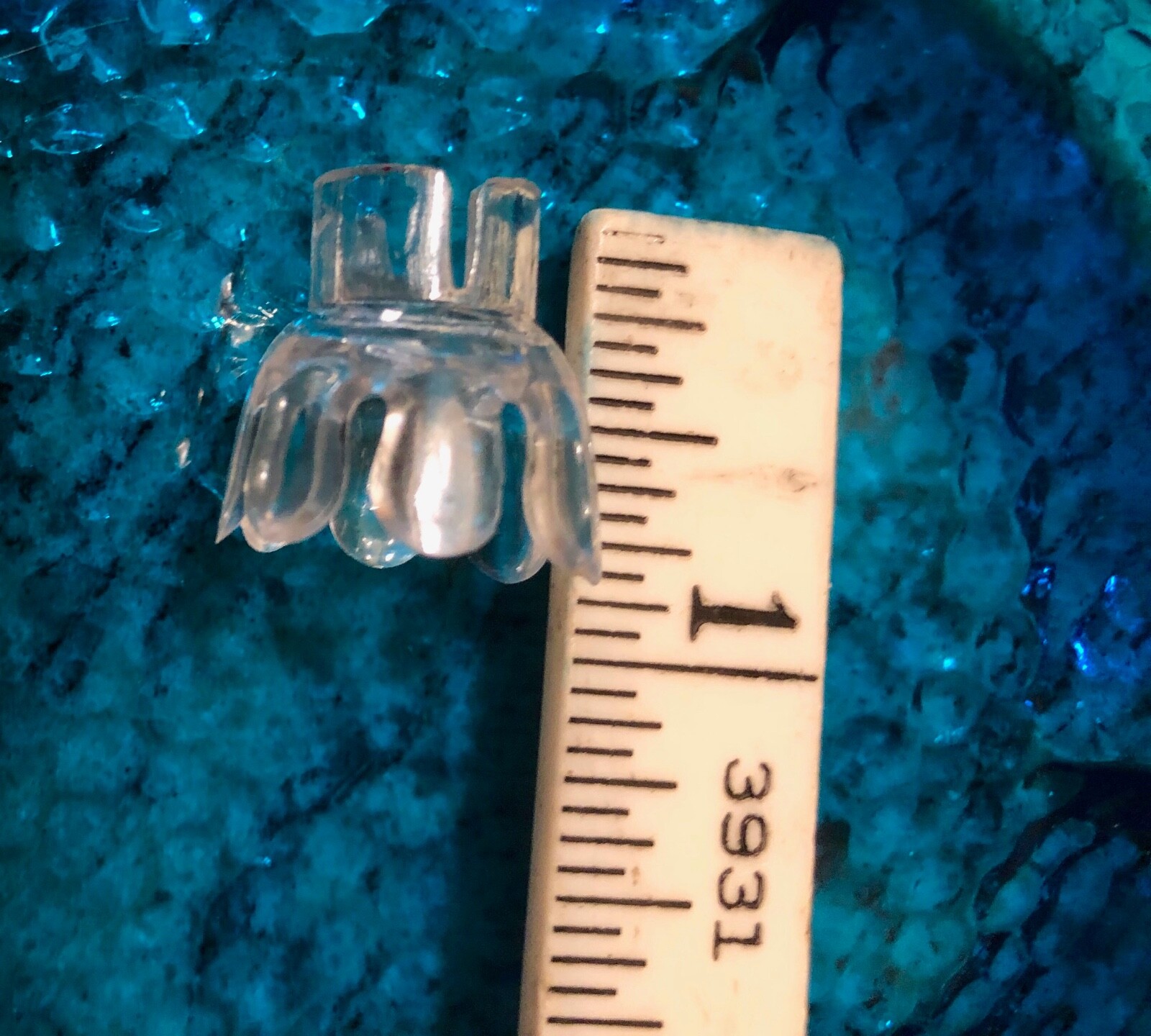 VTG 100 Clear Plastic Flower Tulip Petal Mini Light Reflector Covers Cap Wedding