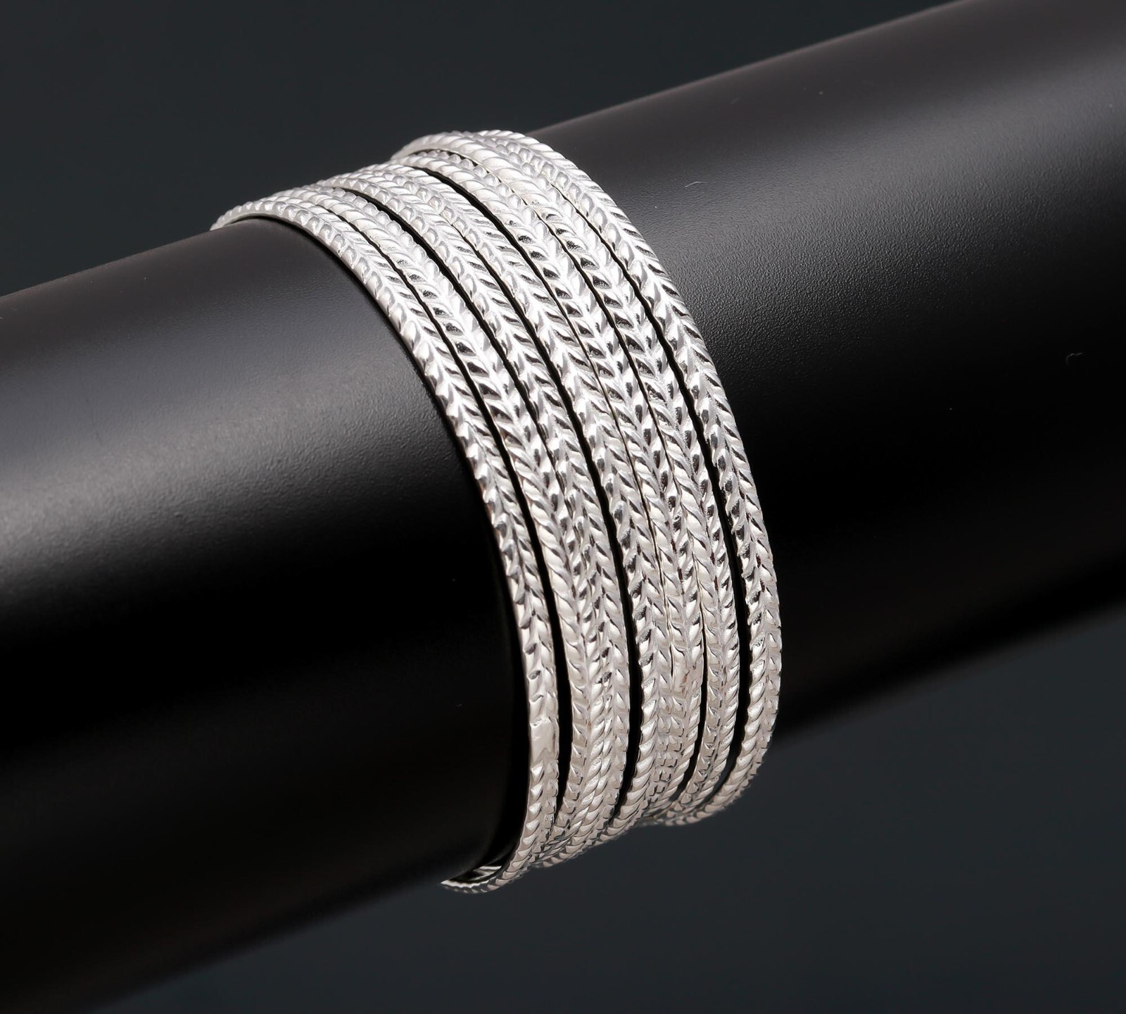 アクセサリー silver 925 simple design bangle Silver 925 Design Bangle with CZ Stones