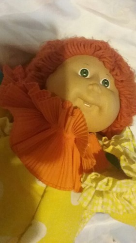 1986 CABBAGE PATCH KID DRESSED AS CLOWN  -- RED HAIR & GREEN EYES