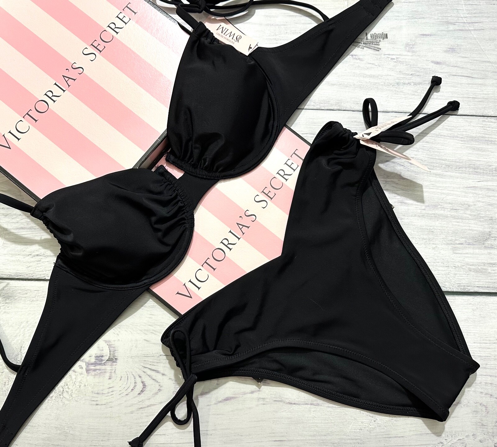 即発送★ Victoria's secret☆PINK Ruched Push-Up Halter 水着 VICTORIAS SECRET 32D ADD 2 SIZES BOMBSHELL,PUSHUP, HALTER