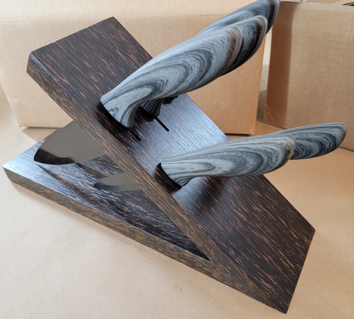 Euna Knife Set With Custom Knife Block