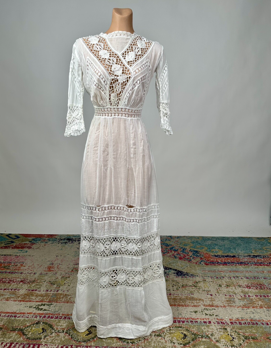 Ameri　EMBROIDERY SHEER COTTON DRESS Ameri（アメリ）の「EMBROIDERY SHEER COTTON DRESS（ワンピース