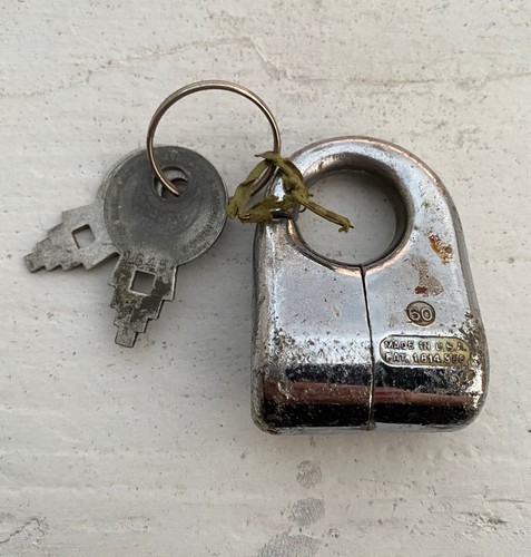 廃盤品 WEIRDO PADLOCK KEYトップ 真鍮製 High-Security-D-Type-Brass-