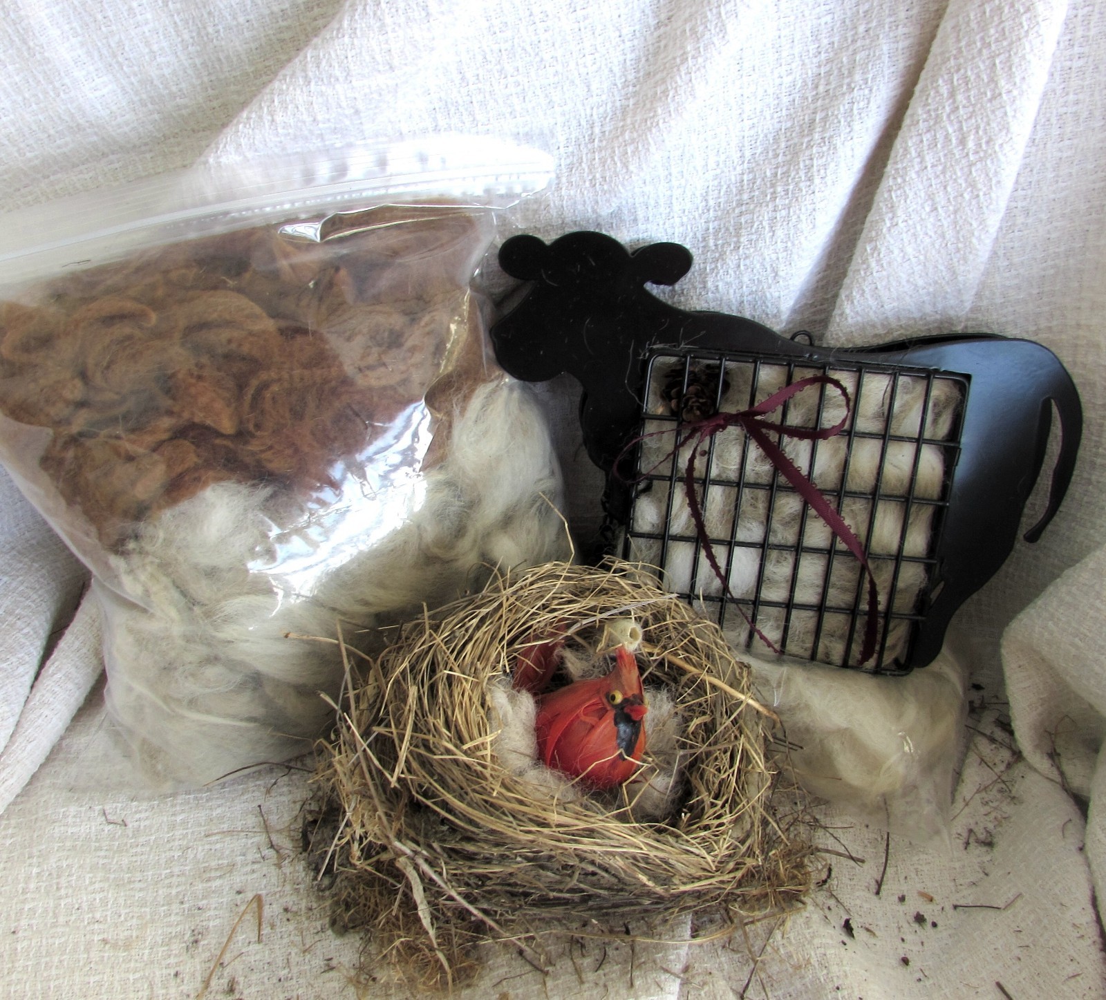 BLACK COW Hummingbird/Wild Bird ALPACA FIBER Nesting Material Basket~Great Gift!