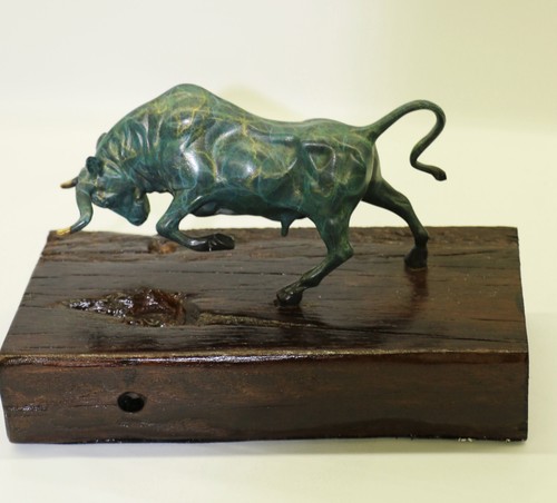 THE NEW YORK STOCK EXCHANGE REAL BRONZE BULL OF WALL STREET STATUE FIGURE DECOR