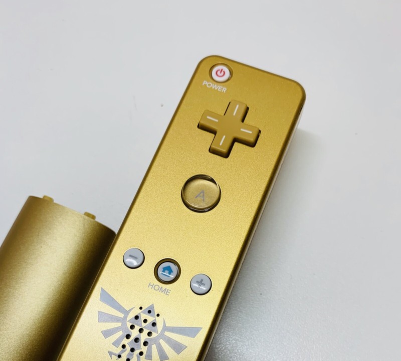 Rare  Legend of Zelda: Skyward Sword Nintendo Wii or Wii U Remote w/ Motion Plus