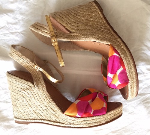 【Kate Spade】★サンダル★ Spade Flower Block Heel Sandal kate spade new york Women's Spade Flower Studded Block Heel