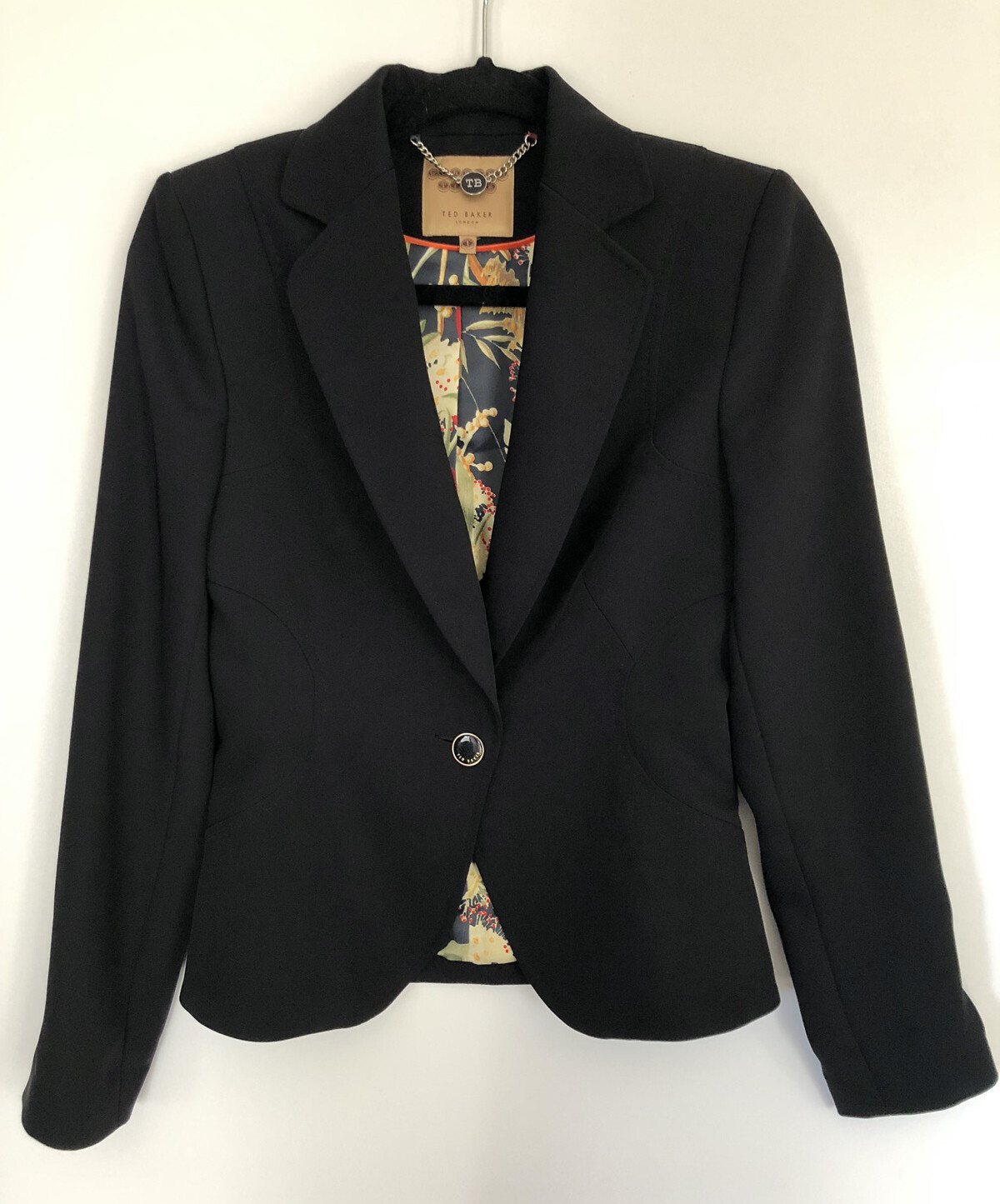 Ted Baker London Black Fitted Tailored One Button Wrinkle Ted Baker London Black Fitted Tailored One Button Wrinkle