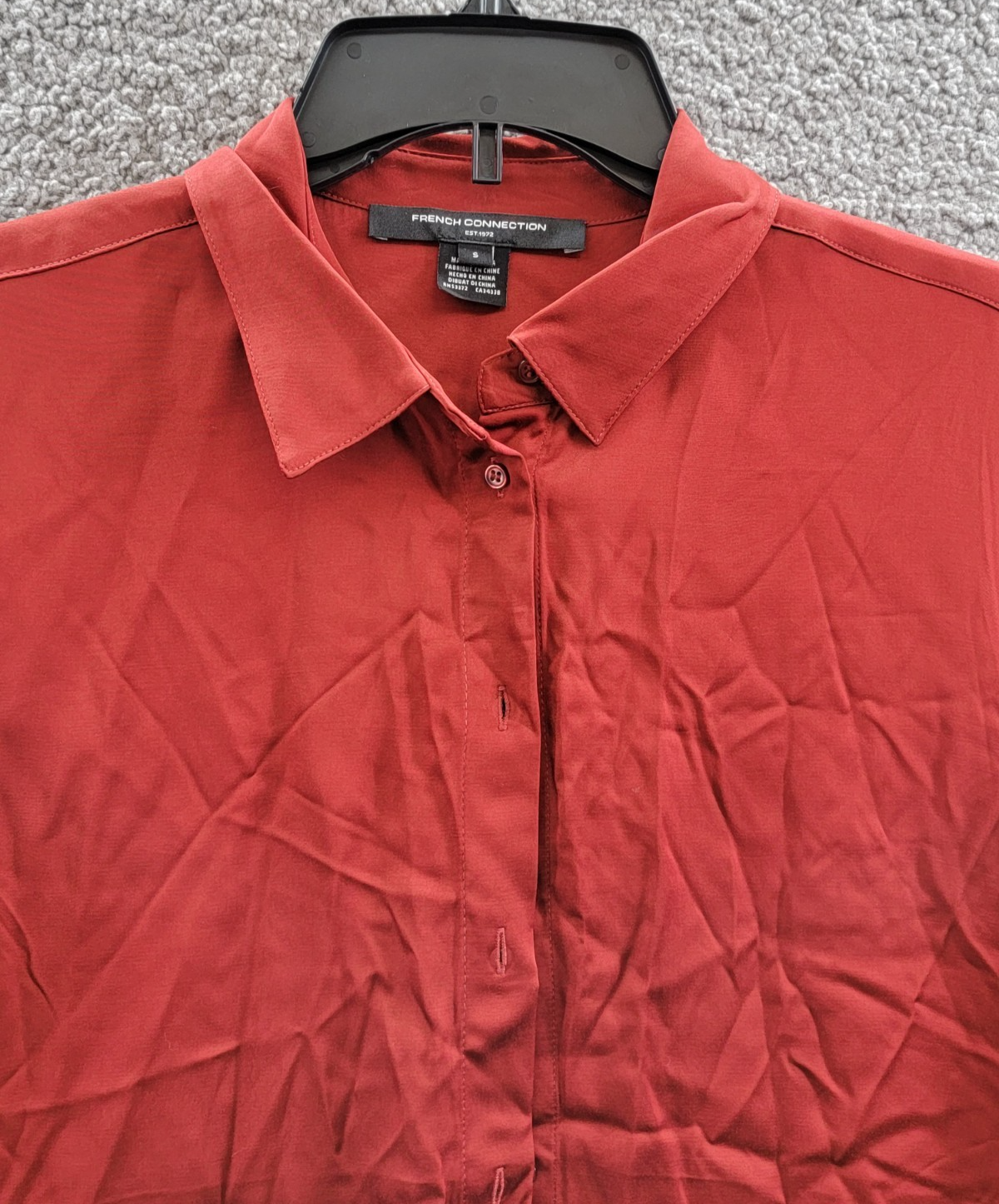 French Connection Ennis Satin Button- Up Shirt Women's S Wine Button Closure - Picture 3 of 16