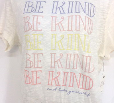 Neutral LE Life Elsewhere Be Kind Spell Out Soft Graphic Casual Top Womens Sz M